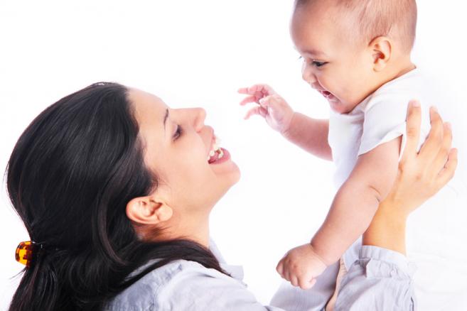 мајка и бебе